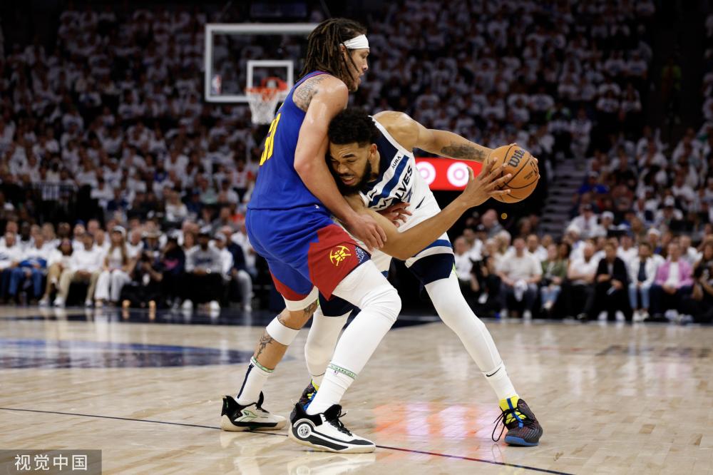 重心倾向于 重心倾向于